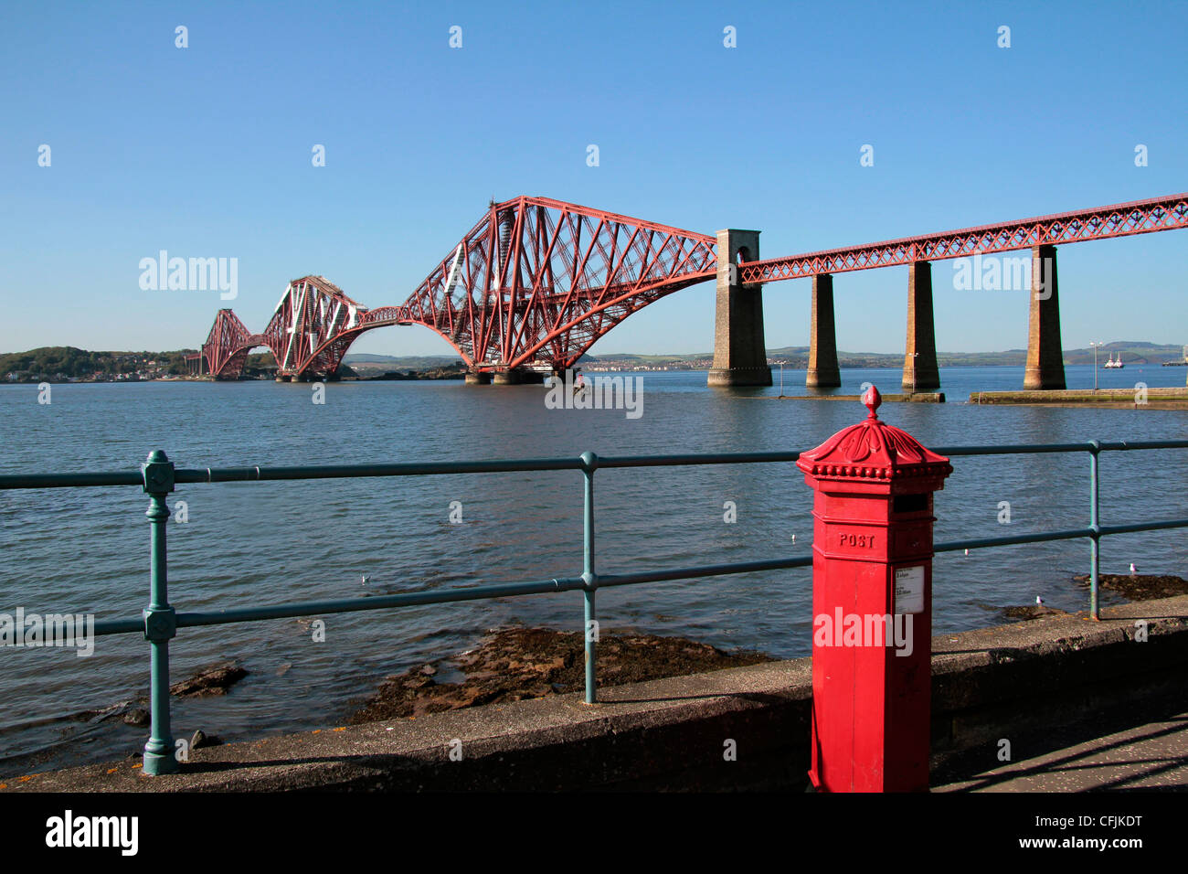Forth Bridge over the Firth of Forth, South Queensferry, Scotland, United Kingdom, Europe Stock Photo