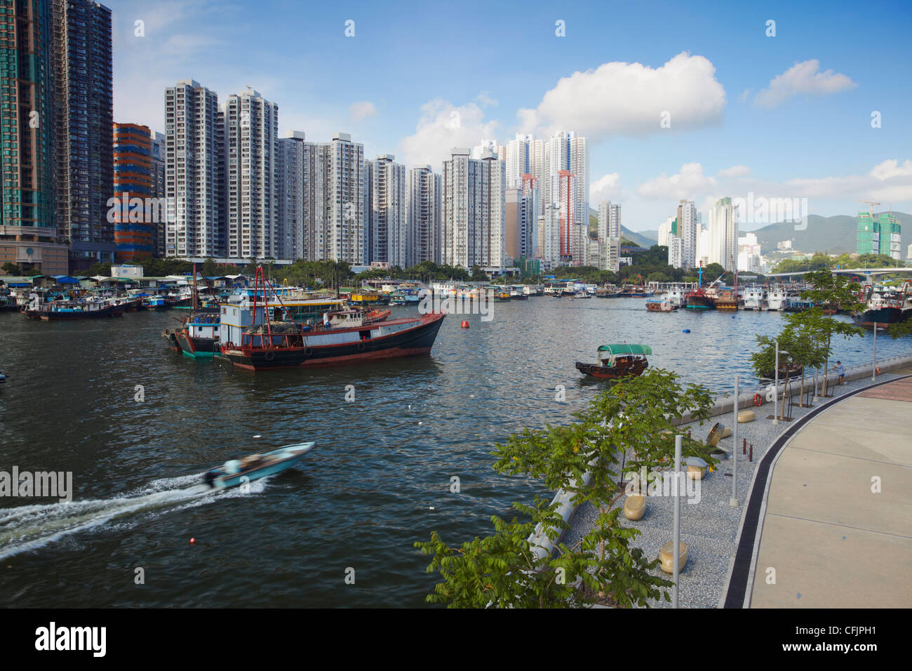 Boats in Aberdeen Harbour, Aberdeen, Hong Kong, China, Asia Stock Photo