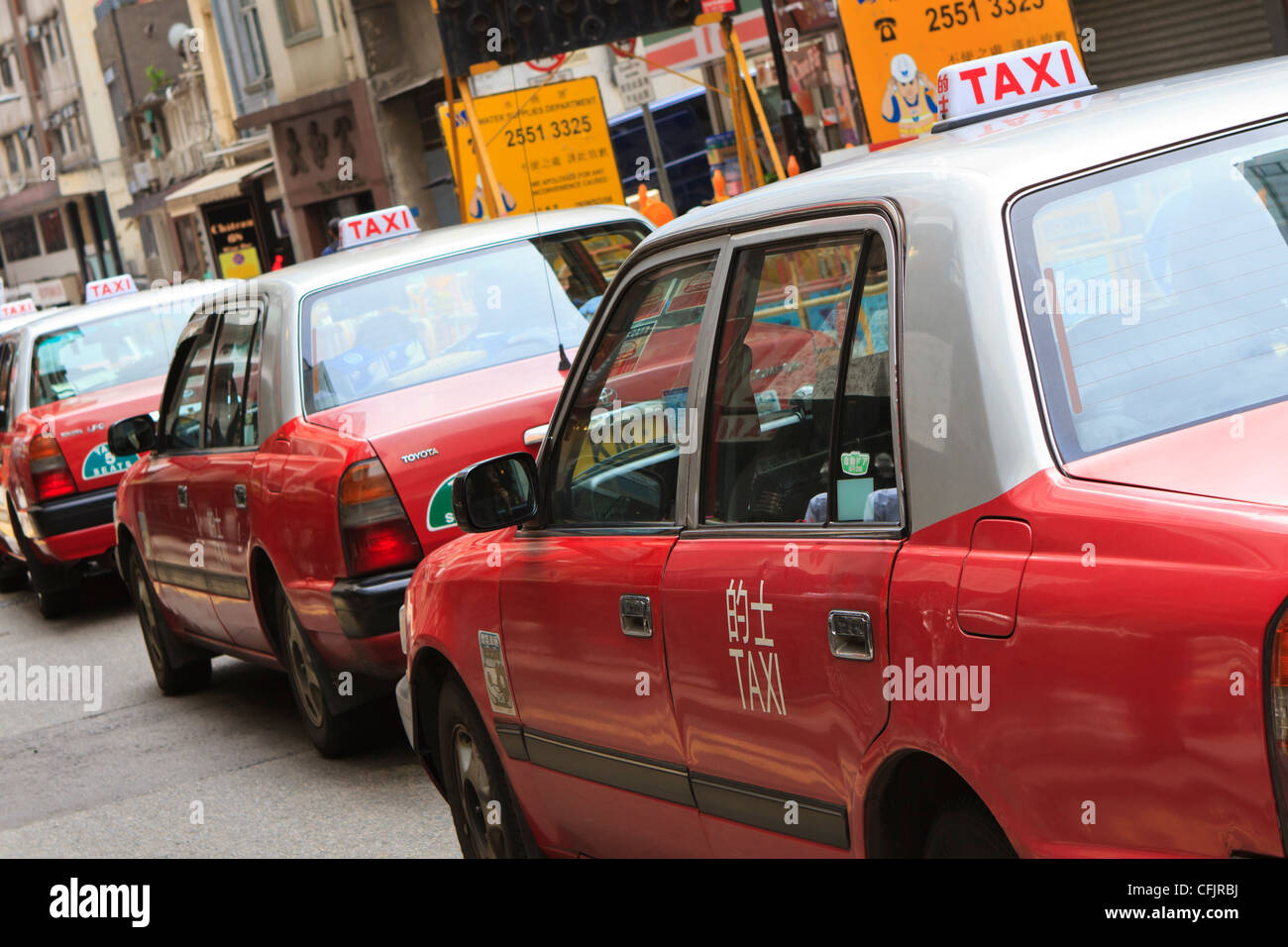 Hong kong taxis hires stock photography and images Alamy