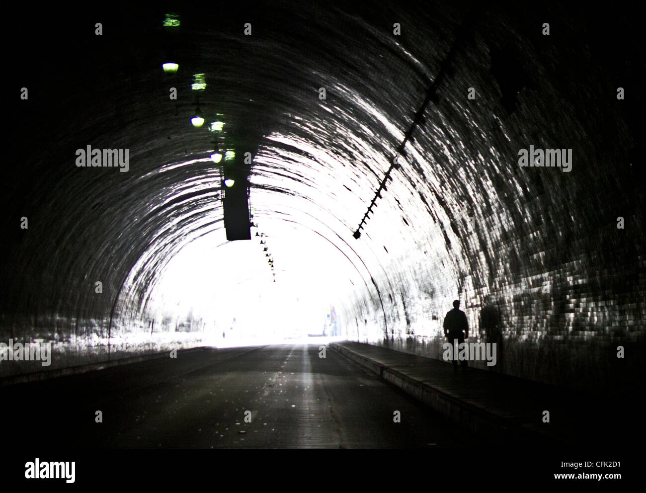 Los tunnel hires stock photography and images Alamy