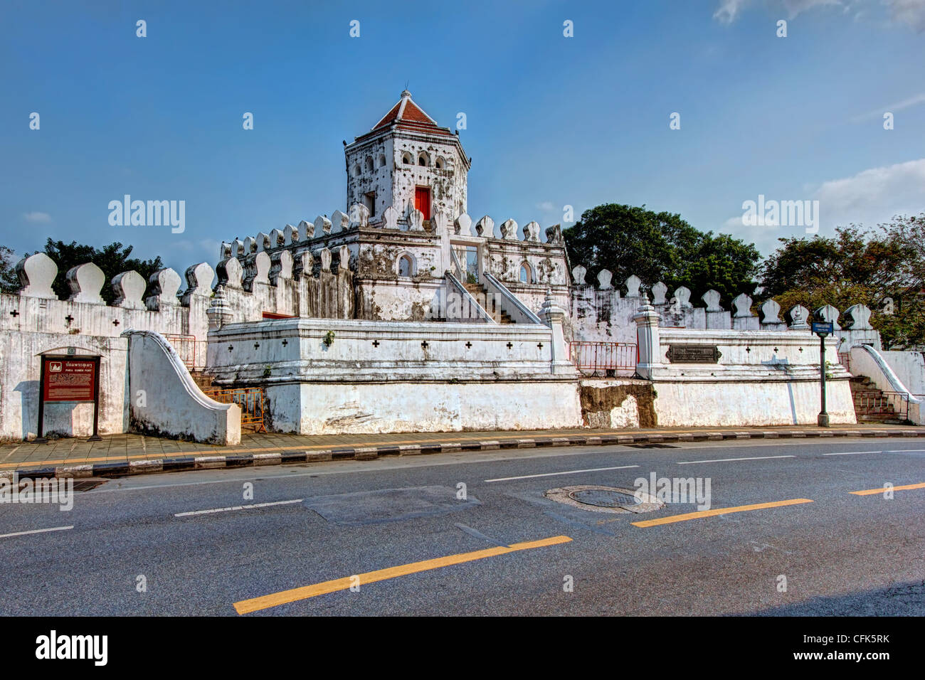 Phra Sumen Fort | Phra Athit Road | Bangkok Stock Photo