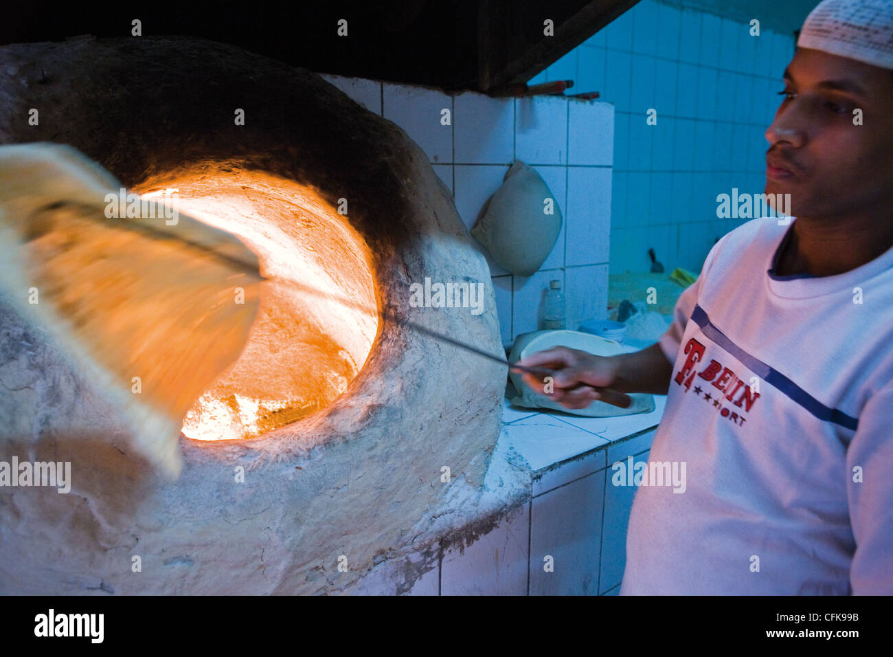 Arabian bread hi-res stock photography and images - Alamy