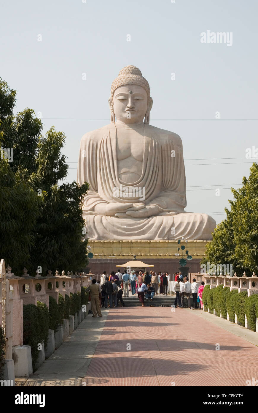 Giant Buddha statue in Bodhgaya Stock Photo Alamy