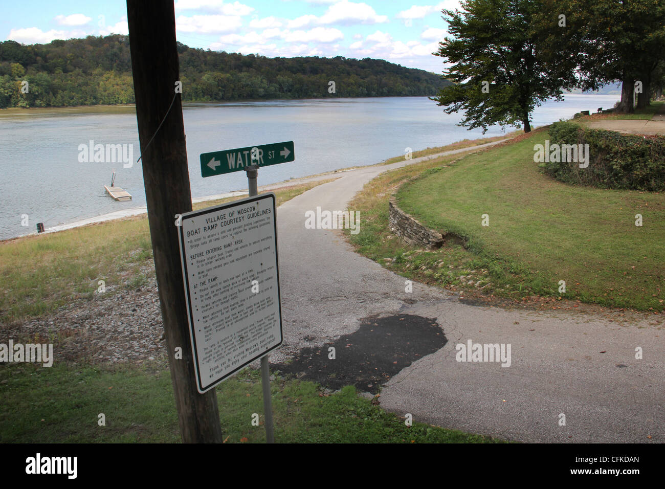 normal Water level Ohio River Moscow Ohio sequence flood photo CFKDAC Stock Photo