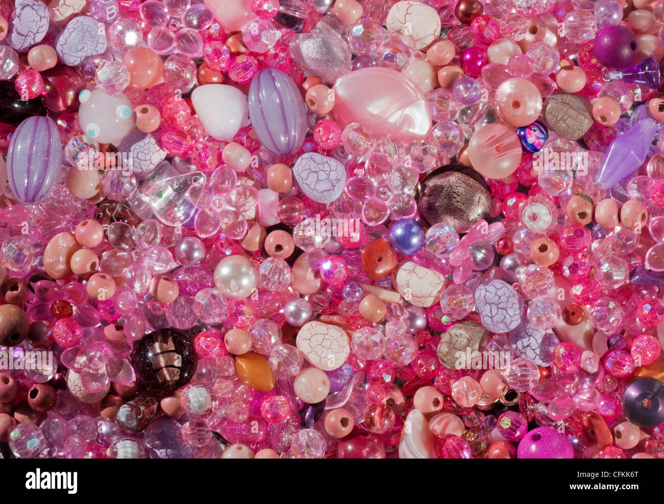 Pink pearl jewel hi-res stock photography and images - Alamy