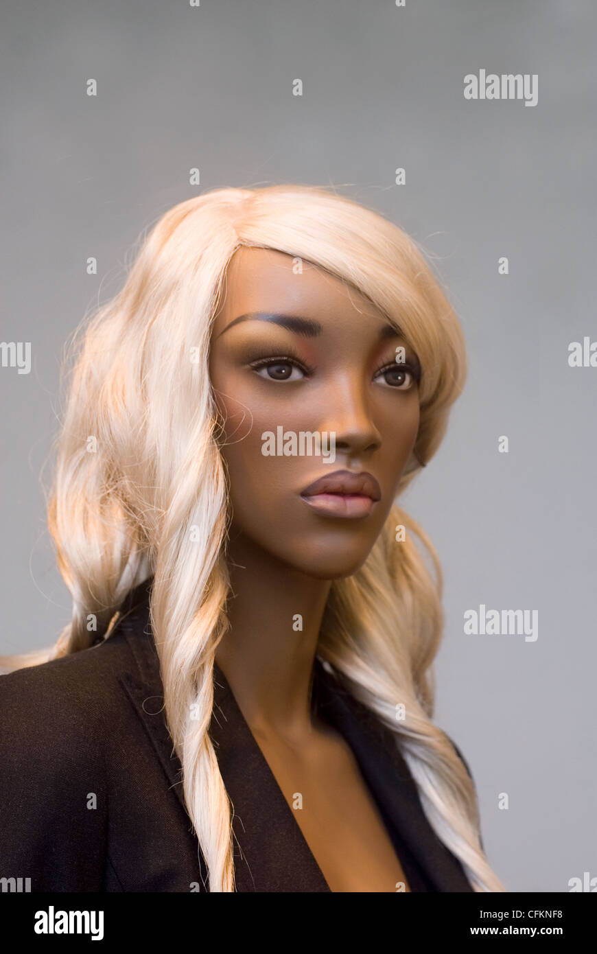 Woman mannequin model face in shop window hi-res stock photography and ...