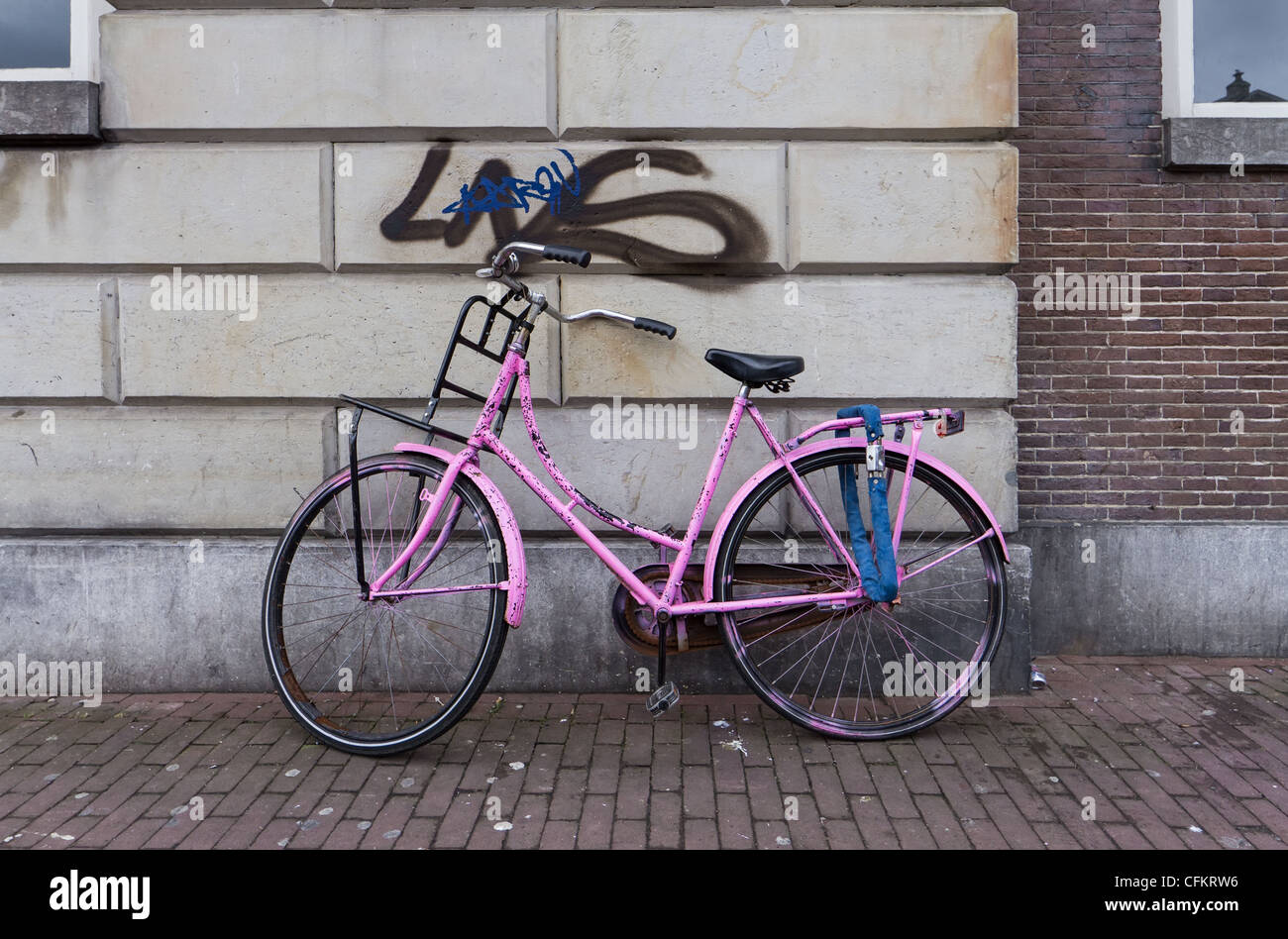 Pink bike amsterdam holland hi-res stock photography and images - Alamy