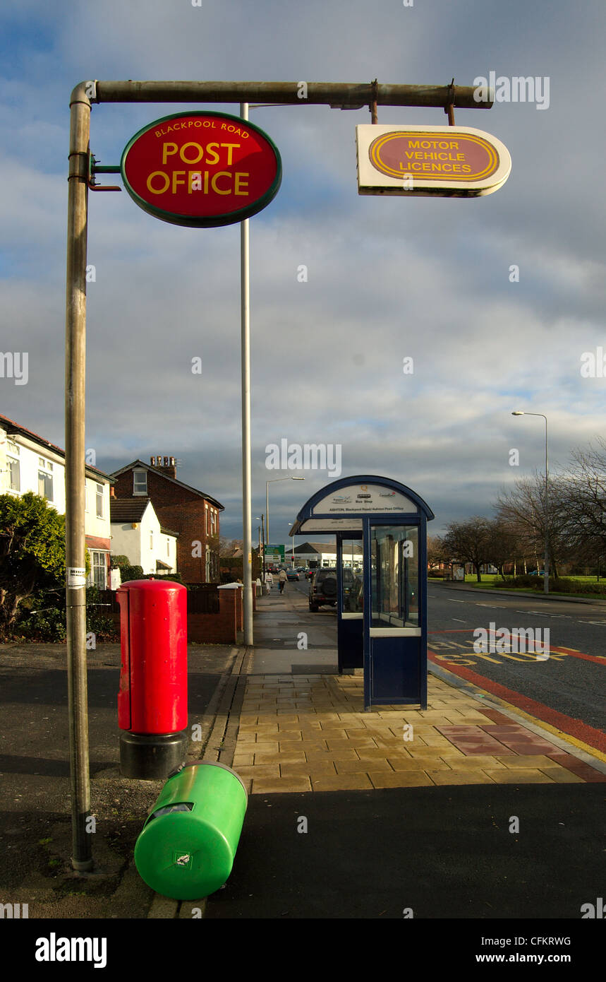 Post Office England High Resolution Stock Photography and Images Alamy