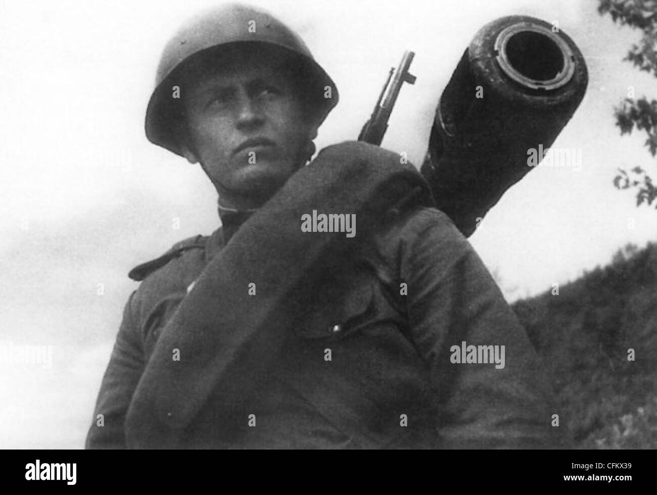 Каска солдата Великой Отечественной войны