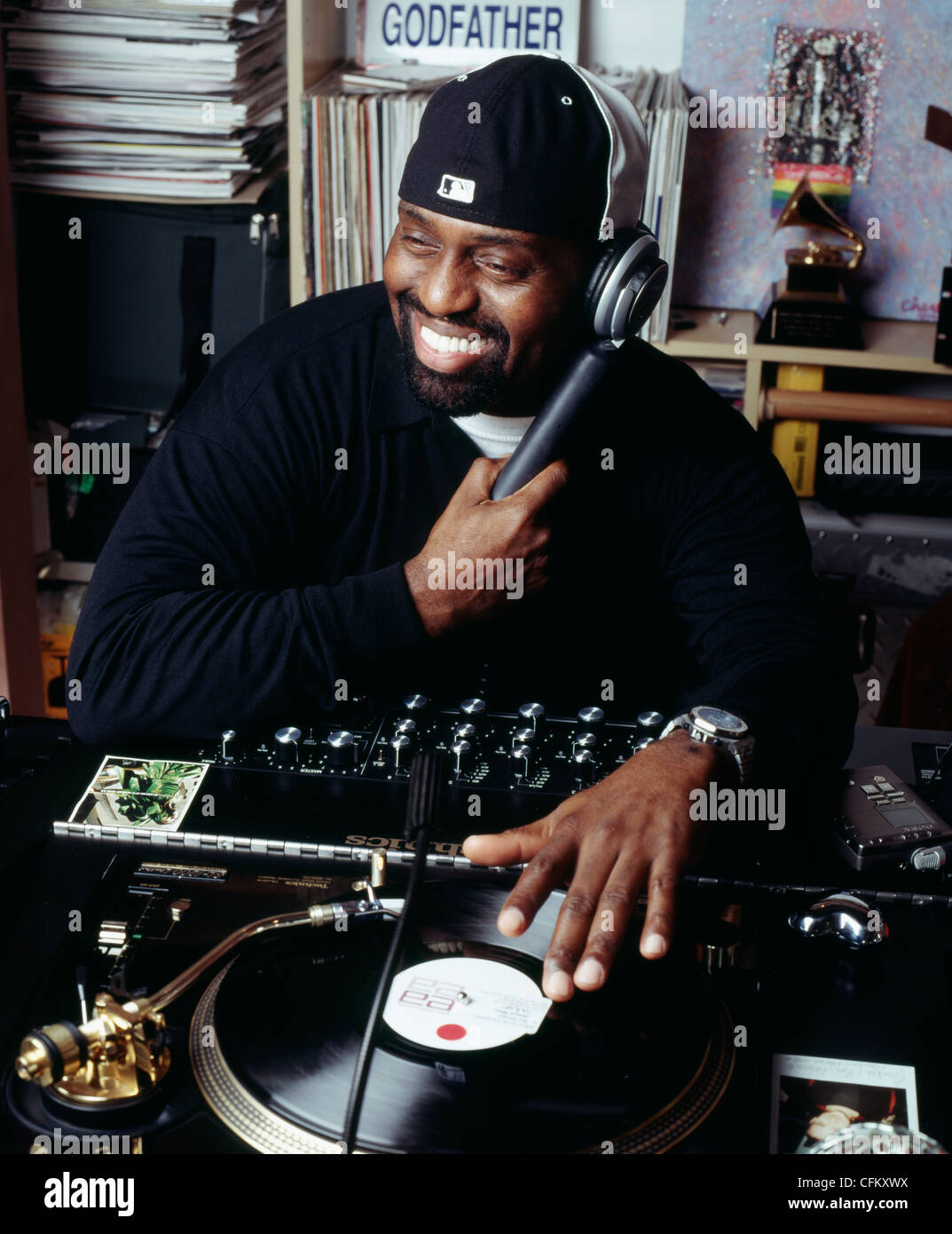 Frankie Knuckles at the turntable in his Chicago home in December, 2003. Stock Photo