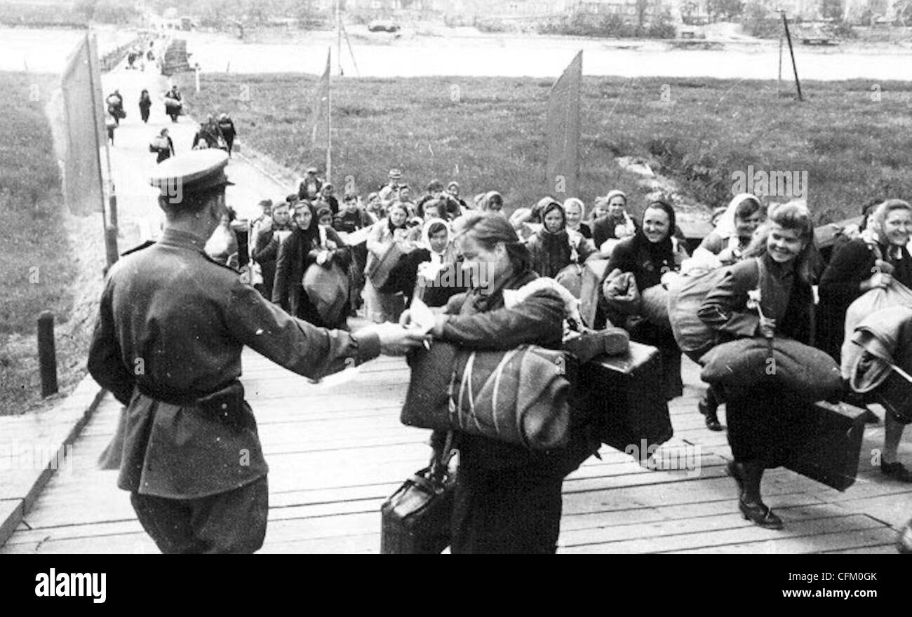 После войны домой. Репатриация советских военнопленных 1945. Германия после войны Возвращение пленных. Репатриация советских граждан с оккупированной территории Германии. Возвращение остарбайтеров 1945.