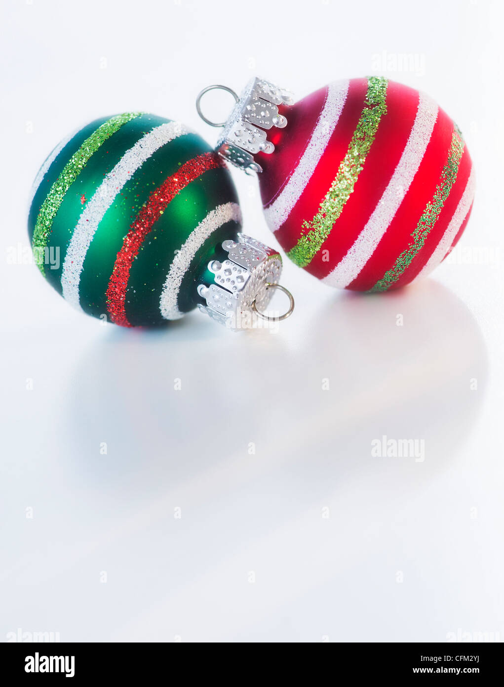Christmas baubles hi-res stock photography and images - Alamy