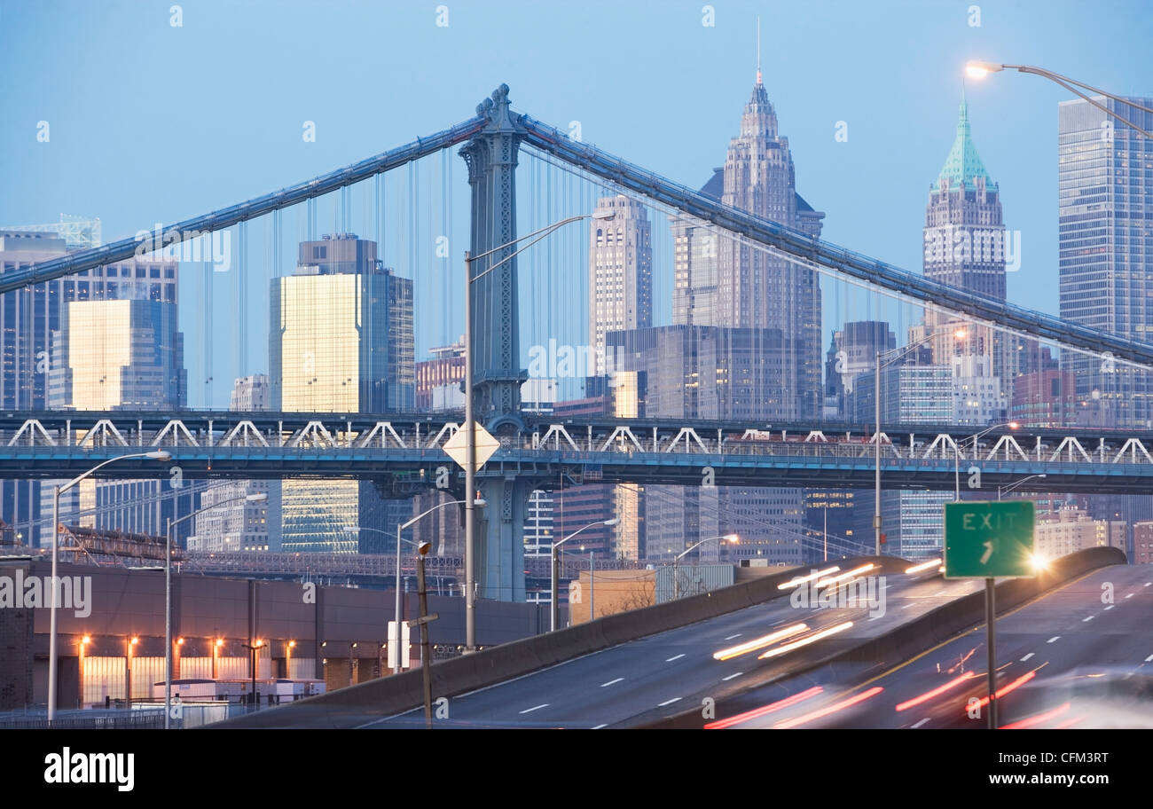 New york light trail bridge hi-res stock photography and images - Alamy