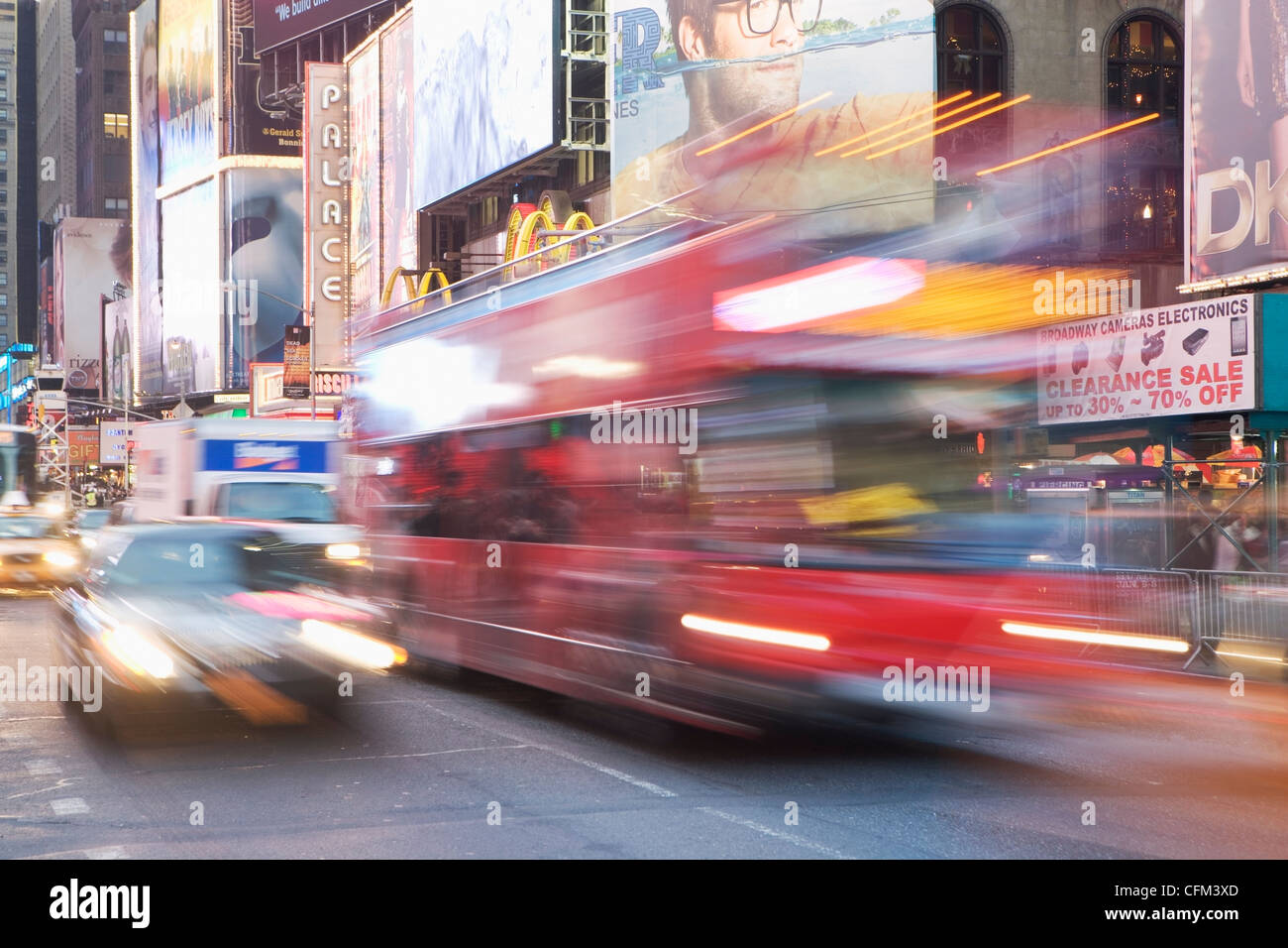 Bus service new york city hi-res stock photography and images - Alamy