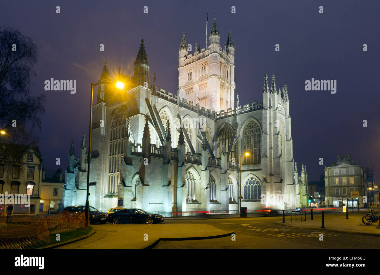 Bath Abbey lit up at night by artificial lighting Stock Photo - Alamy