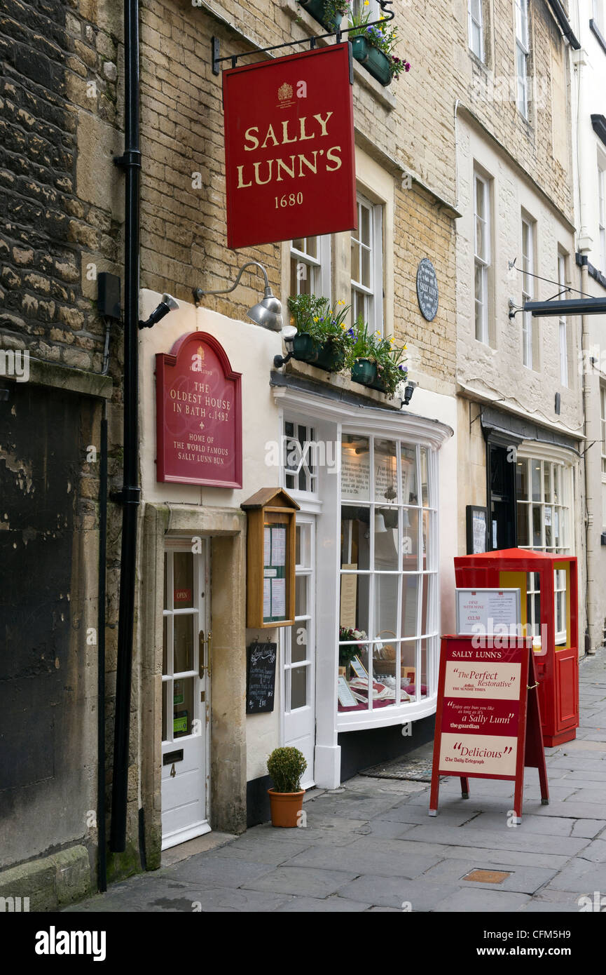 Sally Lunn's is a world famous tea shop, café restaurant and eating house in the city of Bath UK. Stock Photo