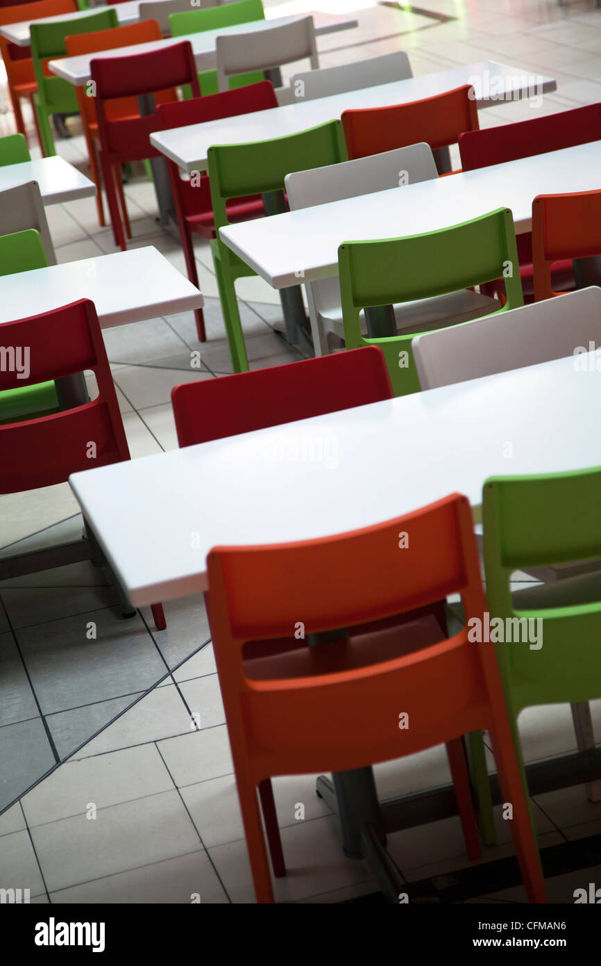 Plastic tables and chairs hires stock photography and images Alamy