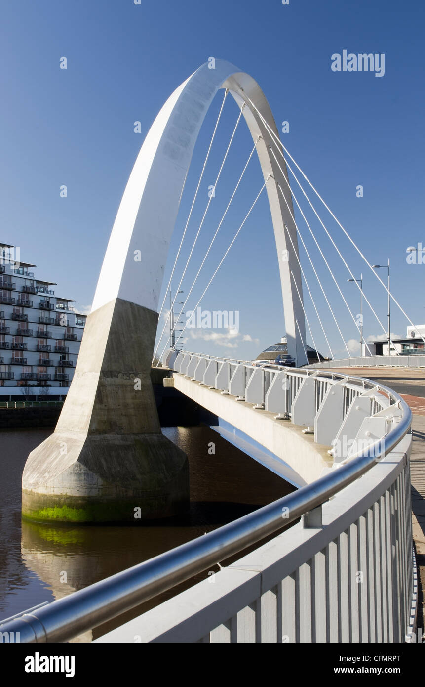 Clyde Arc or Squinty Bridge in Glasgow. Stock Photo