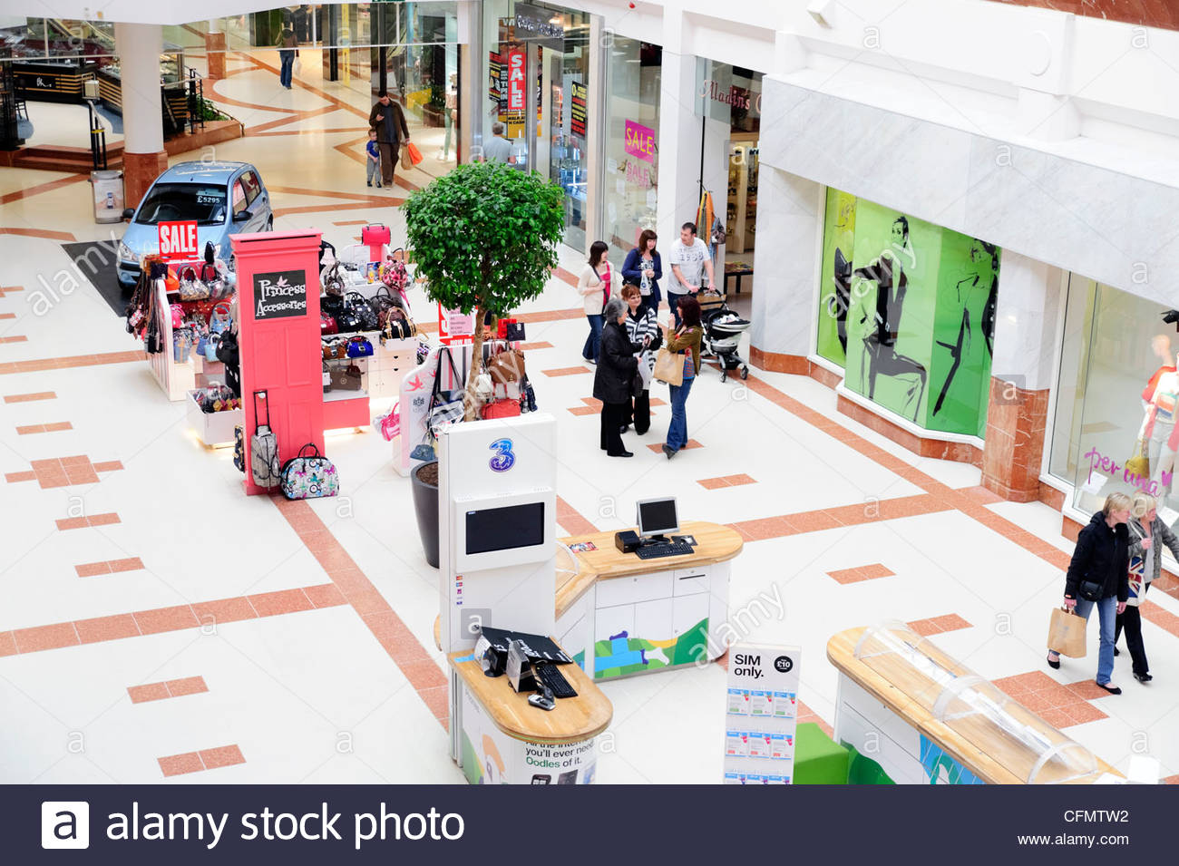 Merry Hill Centre Stock Photos & Merry Hill Centre Stock Images Alamy