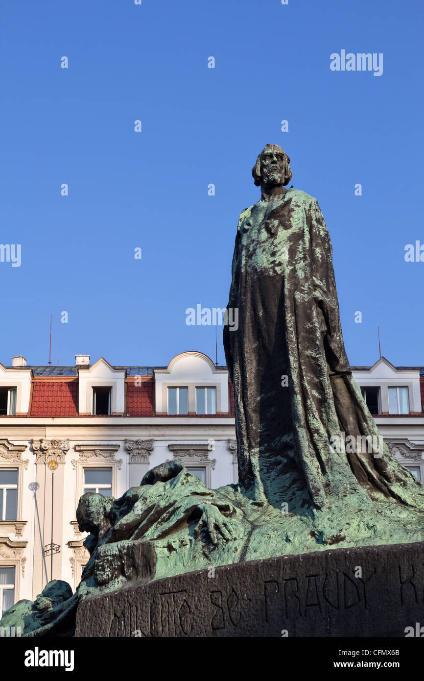 Jan Hus Monument (unveiled 1915), Old Town Square,  Prague, Czech Republic Stock Photo