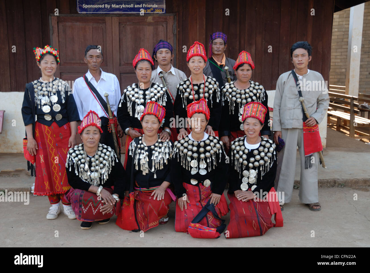 Kachin hi-res stock photography and images - Alamy