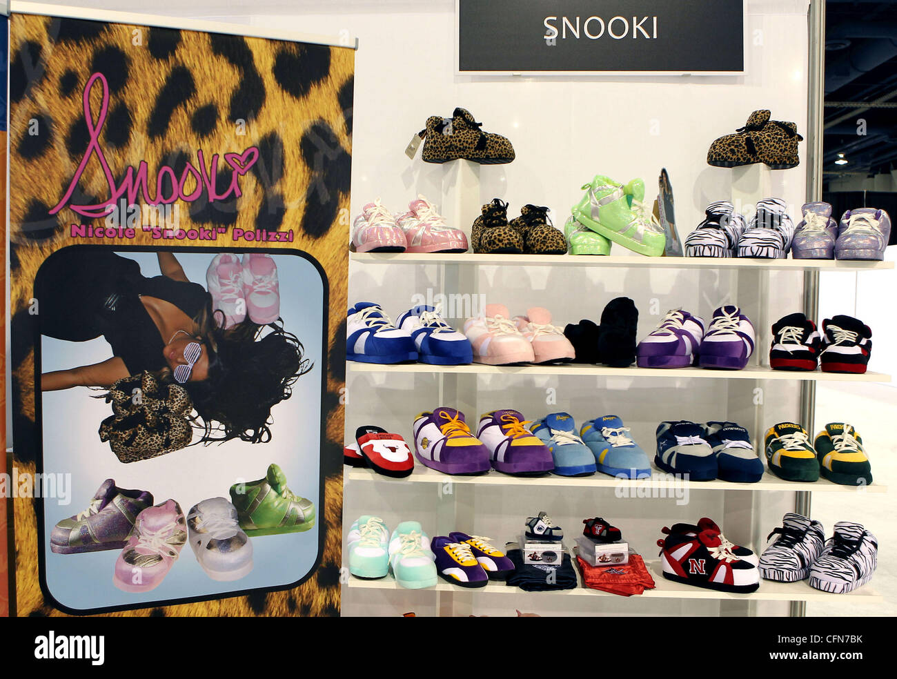 78 Snooki Slippers Stock Photos, High-Res Pictures, and Images