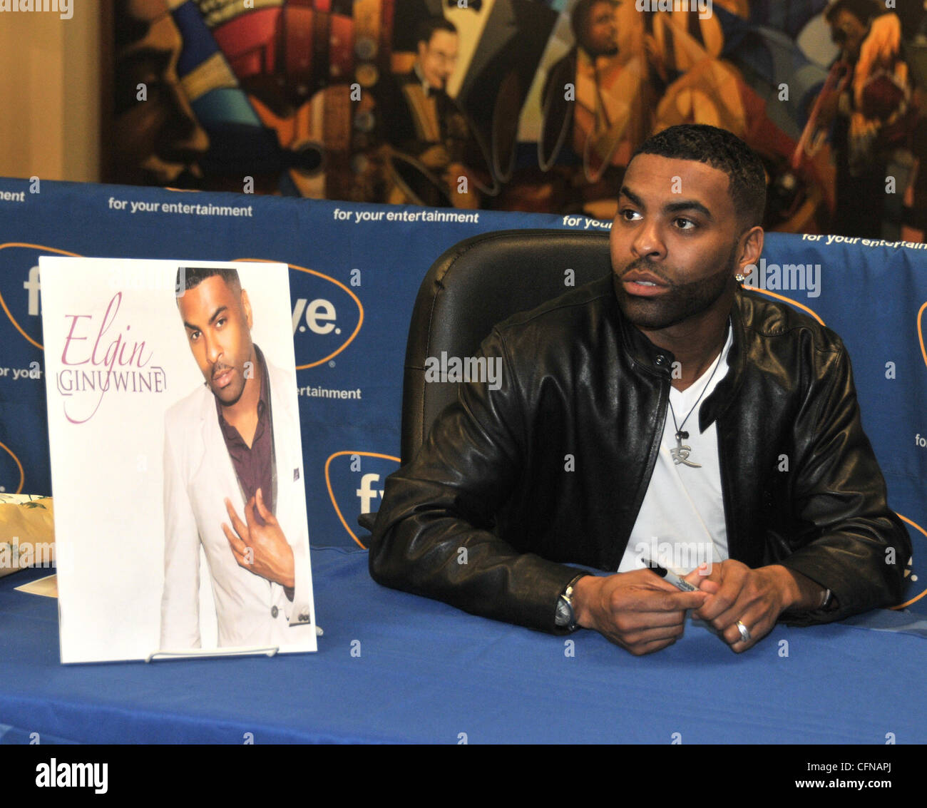 Ginuwine Signs Copies Of His New Album Elgin At FYE Philadelphia USA ginuwine-signs-copies-of-his-new-album-elgin-at-fye-philadelphia-usa