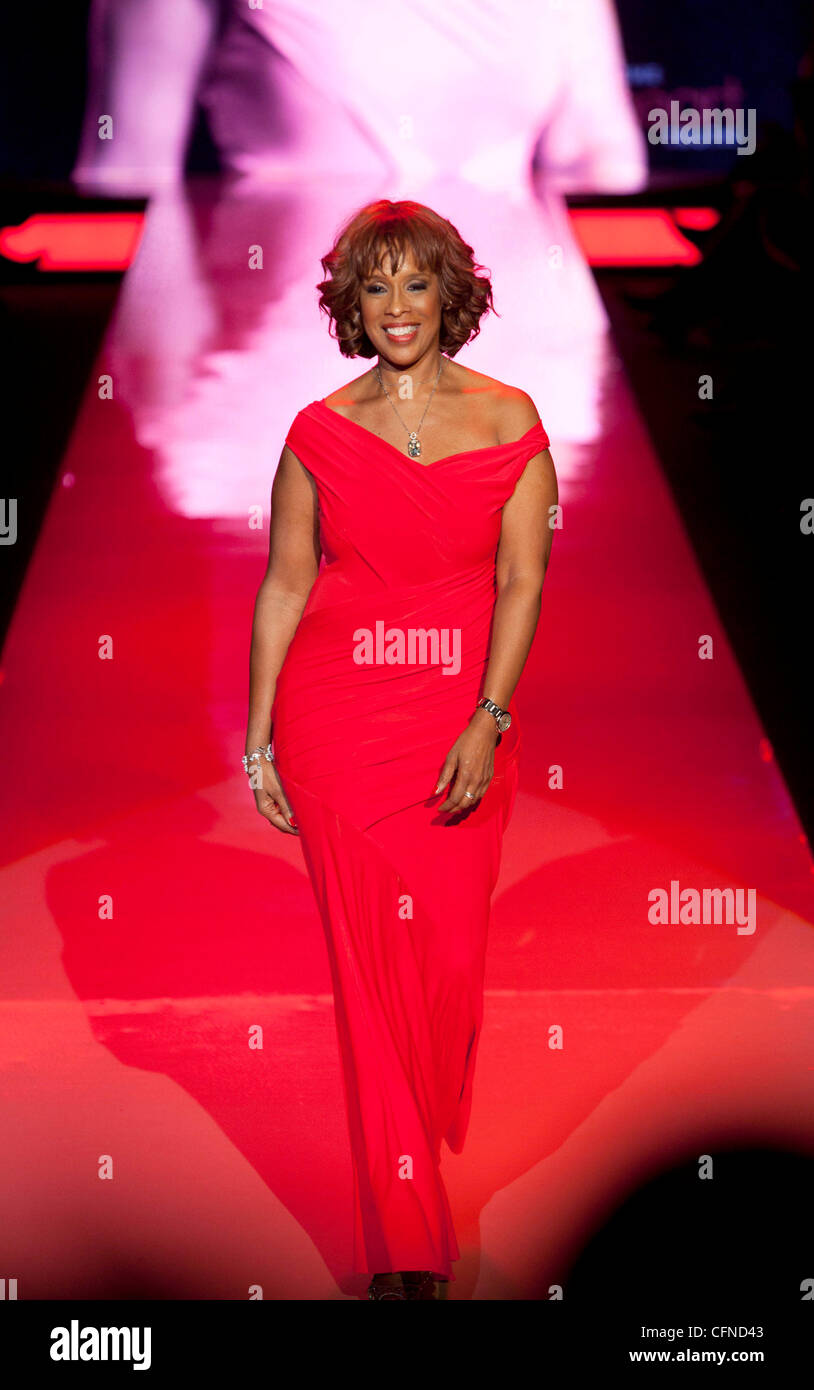 Gayle King wearing Donna Karen Mercedes-Benz IMG New York Fashion Week Fall  2011 - The Heart Truth's Red Dress Collection - Runway New York City, USA -  09.02.11 Stock Photo - Alamy