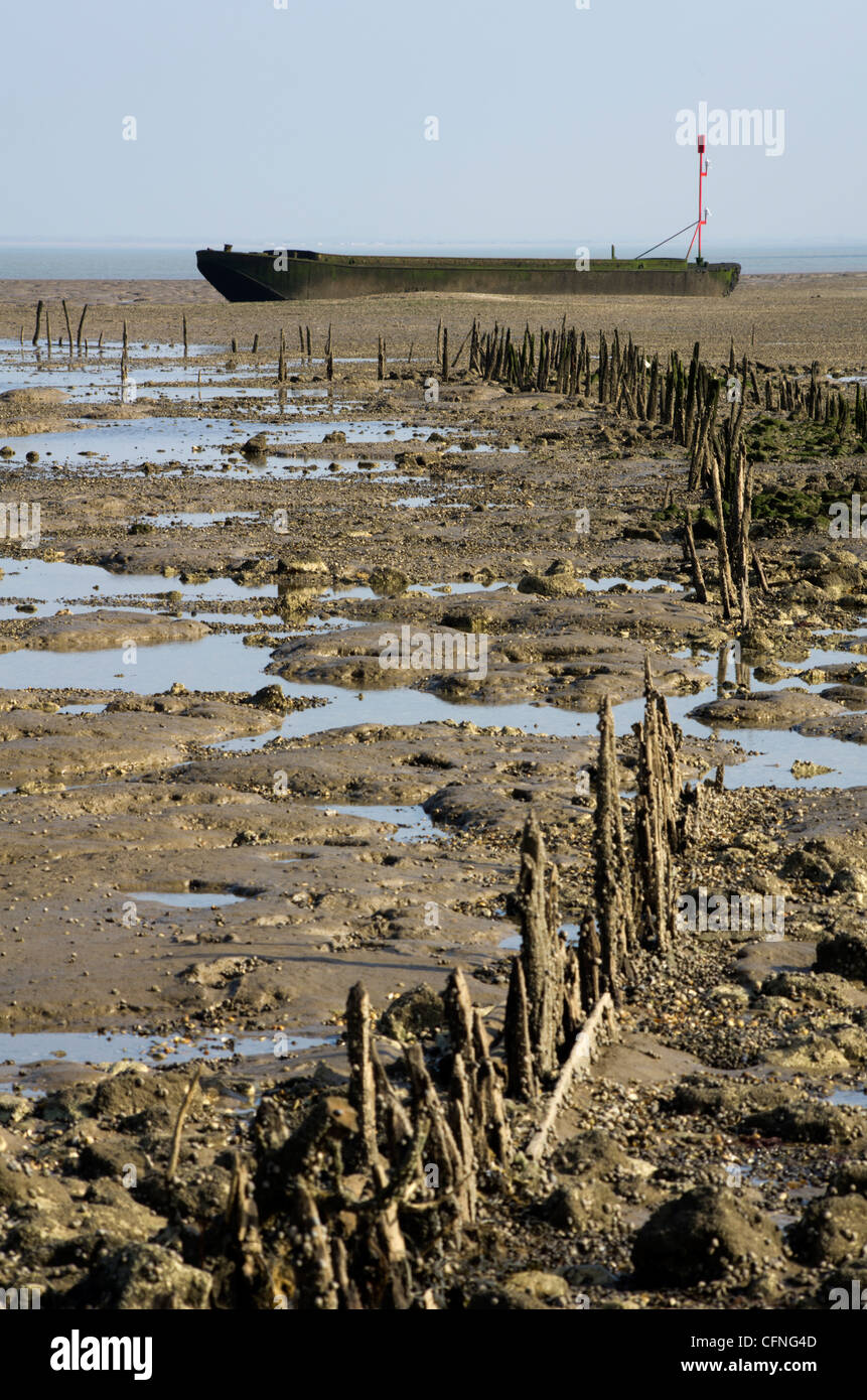 Bradwell on sea beach hires stock photography and images Alamy