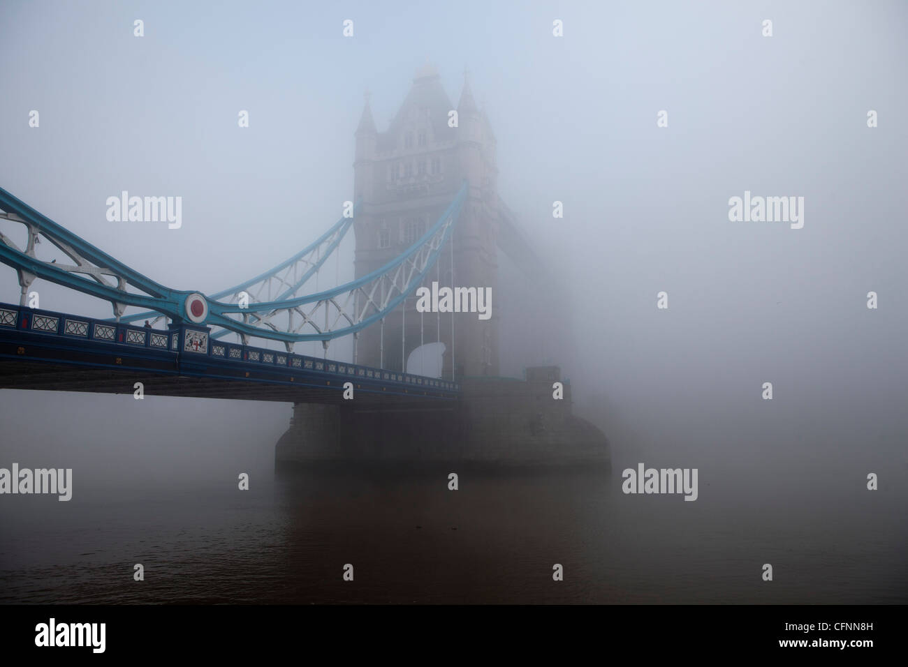 Tower Bridge emerging through London's smog on a day of record pollution Stock Photo