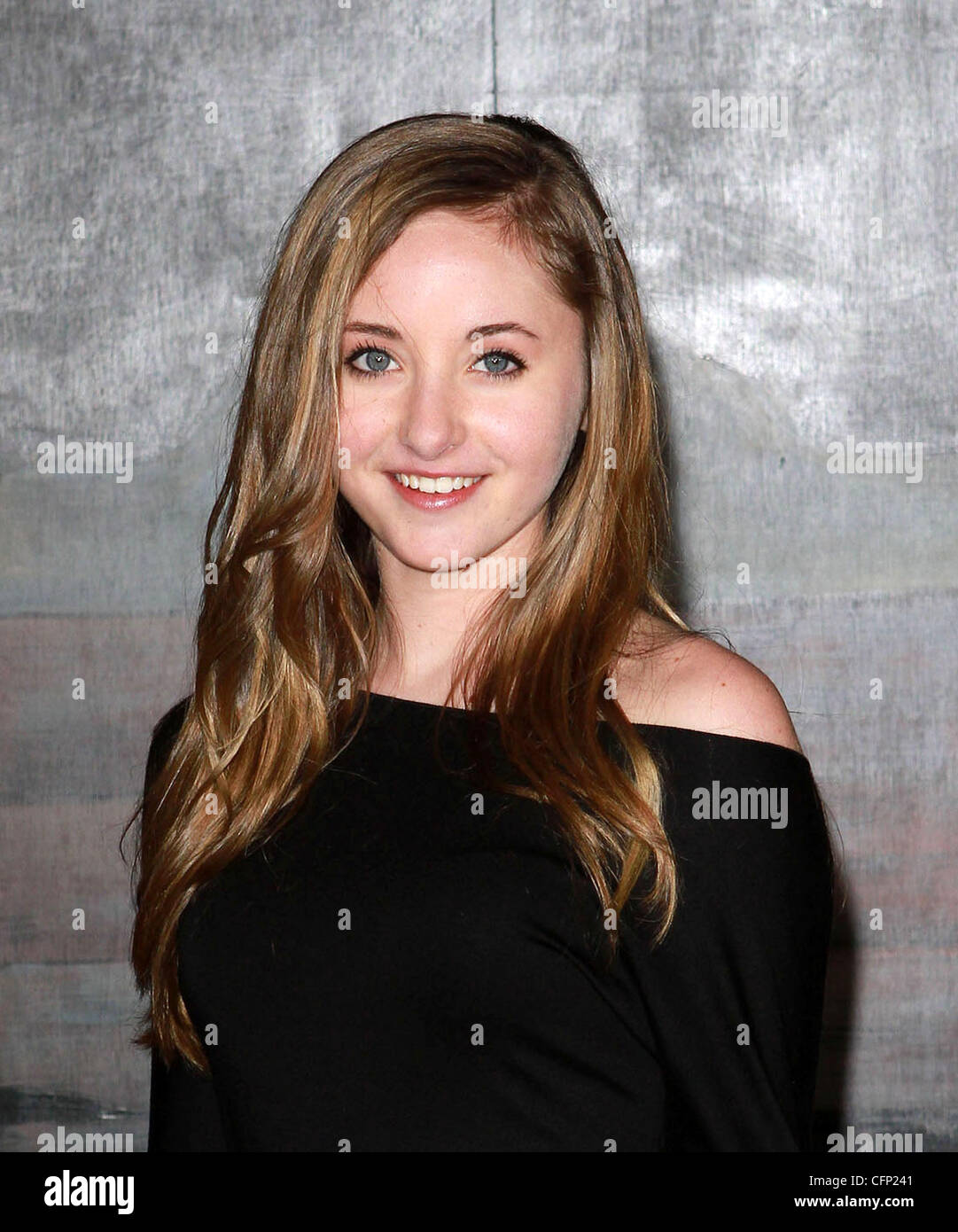 Рэйчел фокс