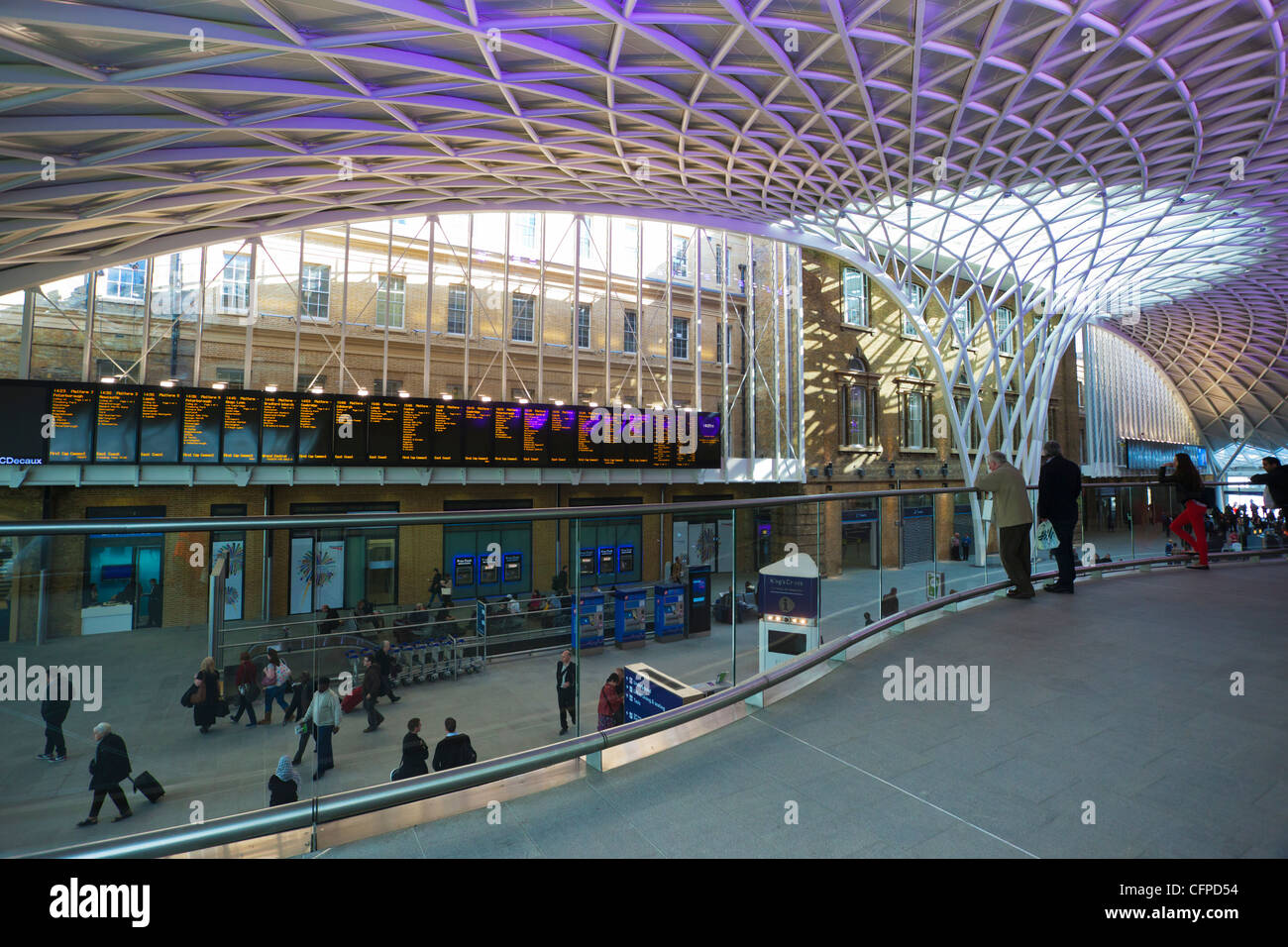The new Western Departures Concourse opens at London's King's Cross ...