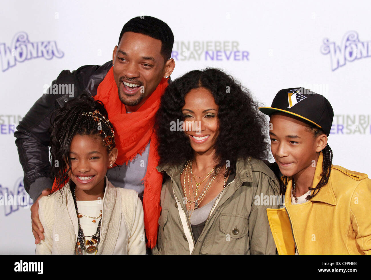 Willow smith jaden smith hi-res stock photography and images - Page 16 -  Alamy, image size:1300x983