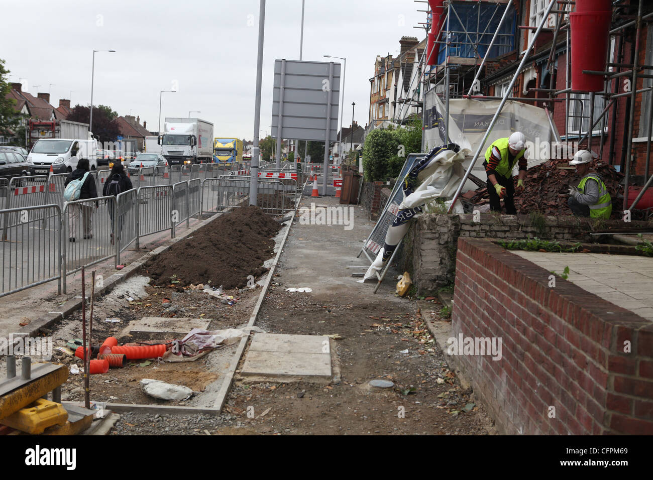 road works on the A406 North Circular Road between bounds Green And ...