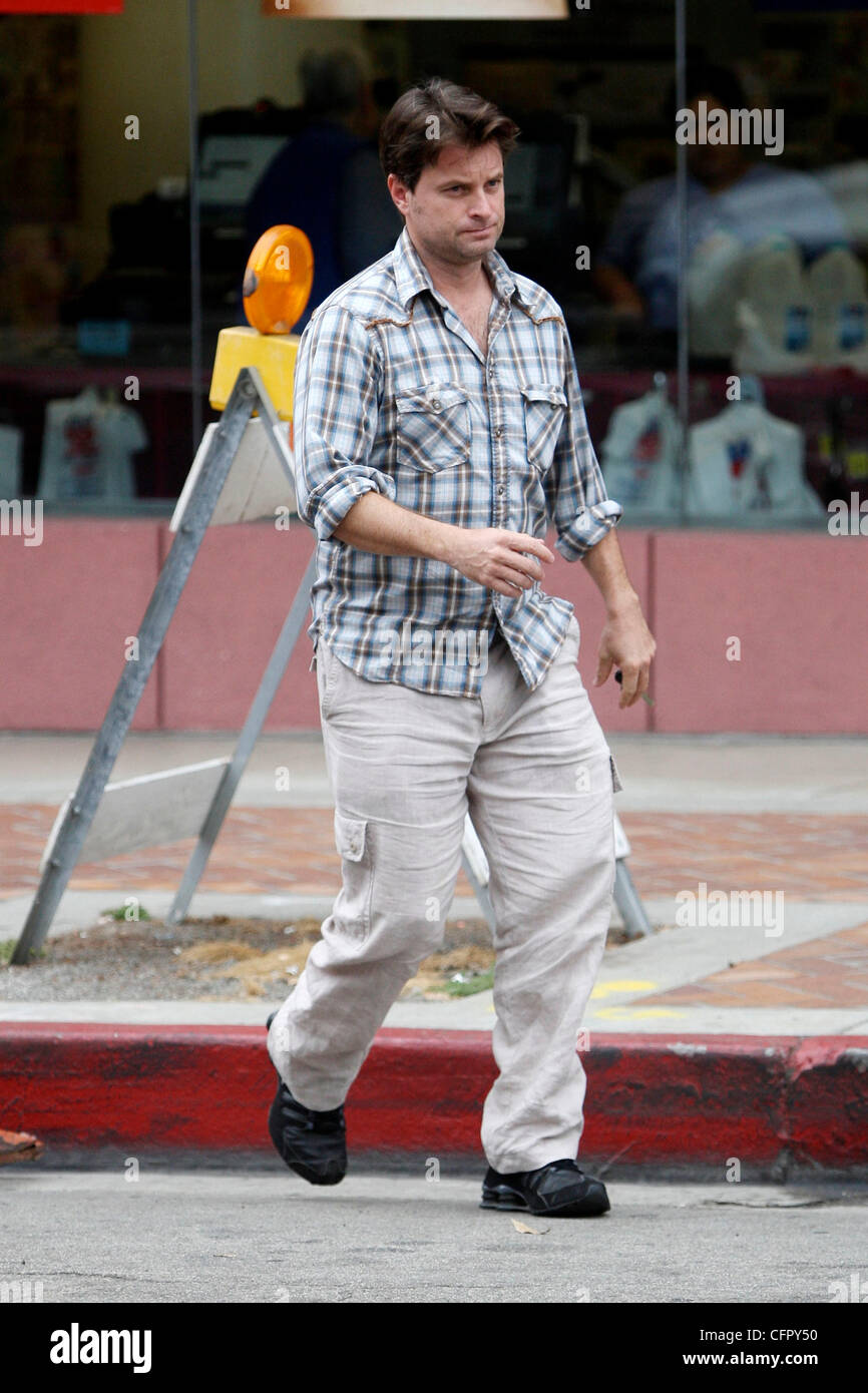 Shea Whigham seen leaving a leaving a Medical Building in Beverly Hills