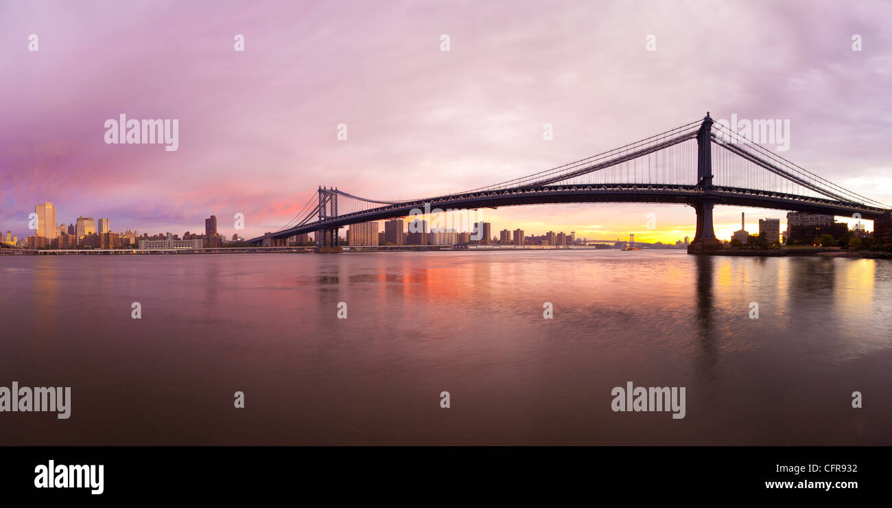 The Brooklyn and Manhattan Bridges spanning the East River, New York