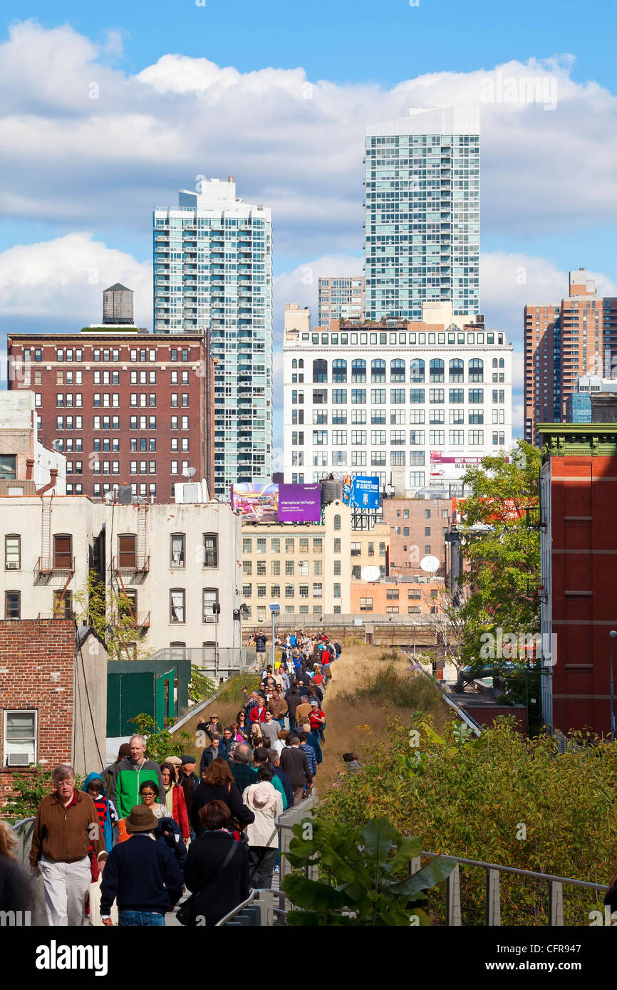 People walking on the High Line, New York, United States of America, North America Stock Photo