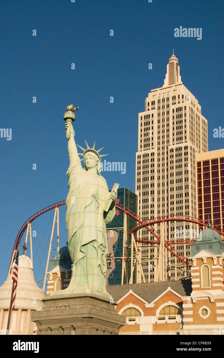 Replica of Statue of Liberty Outside of New York, New York Hotel and  Casino, Las Vegas, NV Editorial Photography - Image of america, roller:  52266277