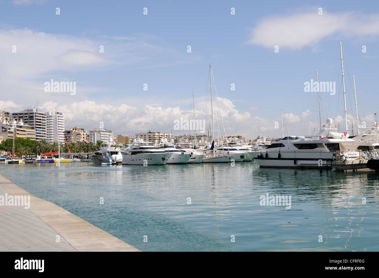 Bucht von Palma mit Yachten auf Mallorca, Spanien, Europa. | Bay of Palma with yachts on Majorca, Spain, Europe. Stock Photo
