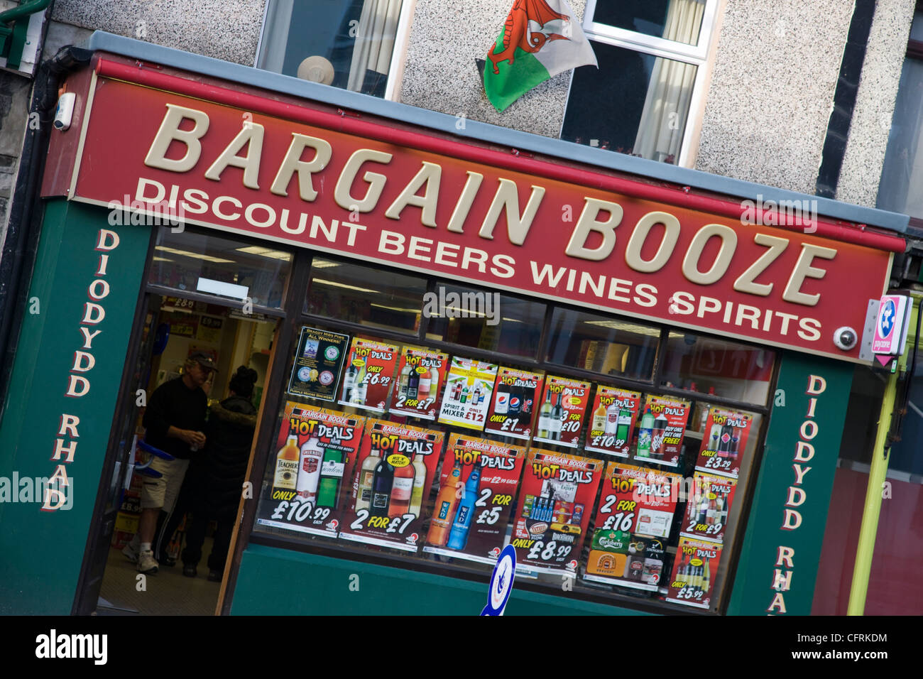 Cheap alcohol wales hires stock photography and images Alamy