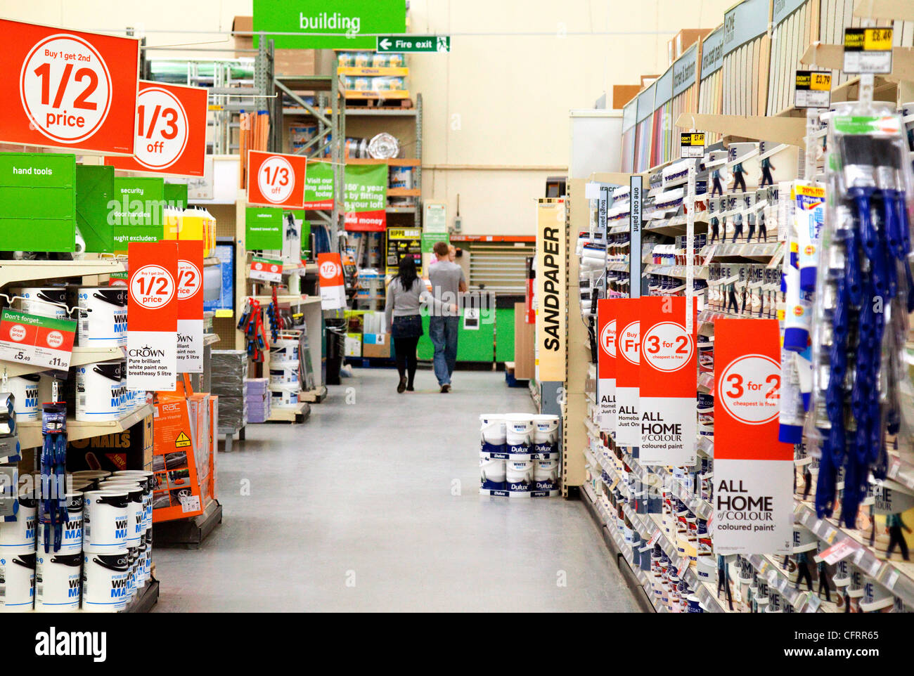 A couple shopping for discounted reduced price DIY goods in a Homebase store, UK Stock Photo