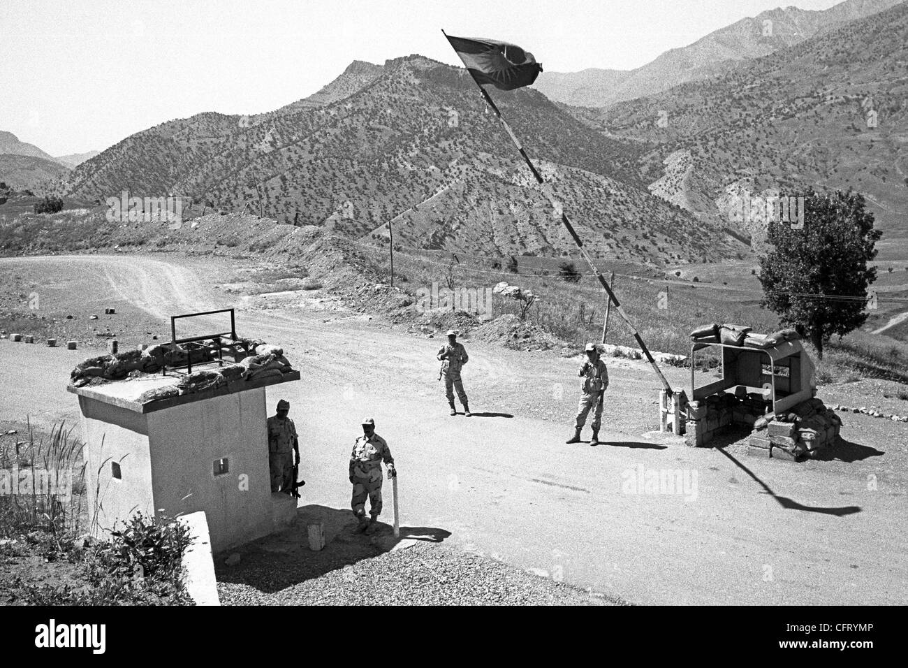 Jun 09, 2006; Awa Kurteye, IRAQ; A border patrol checkpoint at Awa ...