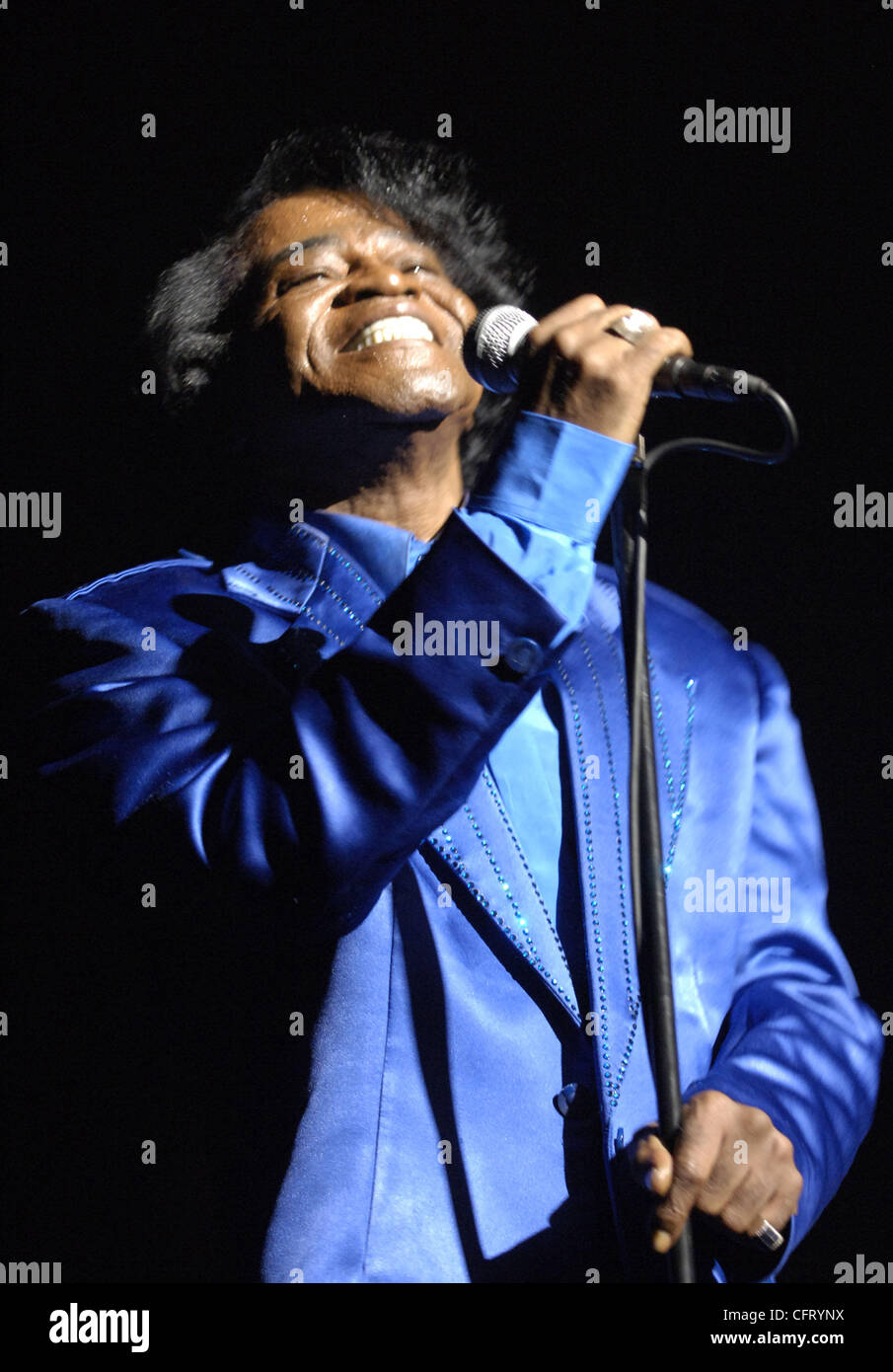 Legendary Singer James Brown Dies at 73 in Atlanta, JAMES