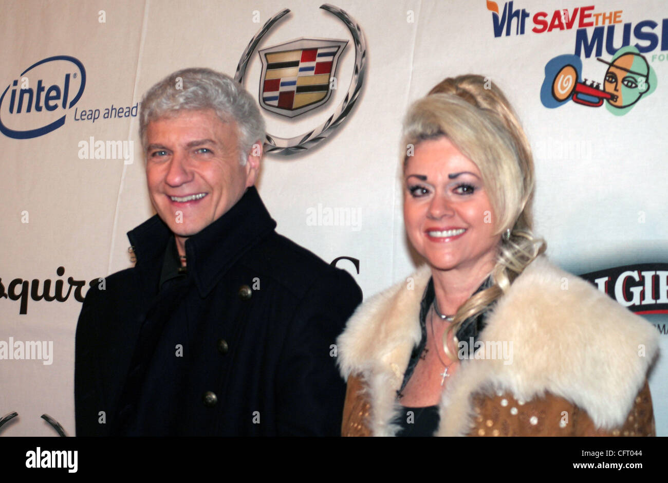 Dec 01, 2006; Beverly Hills, CA, USA; Musician DENNIS DEYOUNG from the band  STYX with his wife SUZANNE at the VH1 Save The Music Foundation Benefit  hosted by Esquire Magazine held at