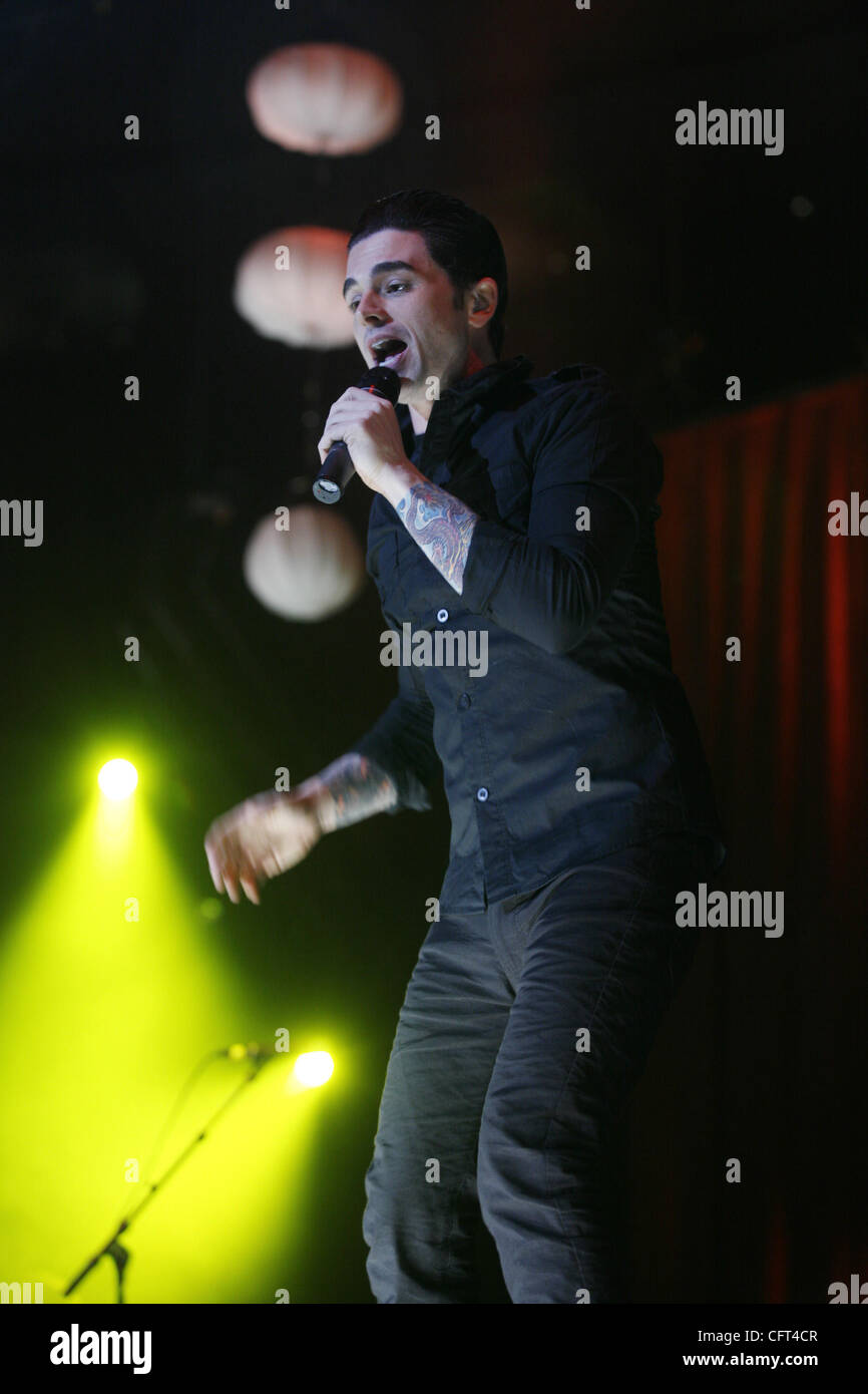 Dashboard confessional 2006 hires stock photography and images Alamy