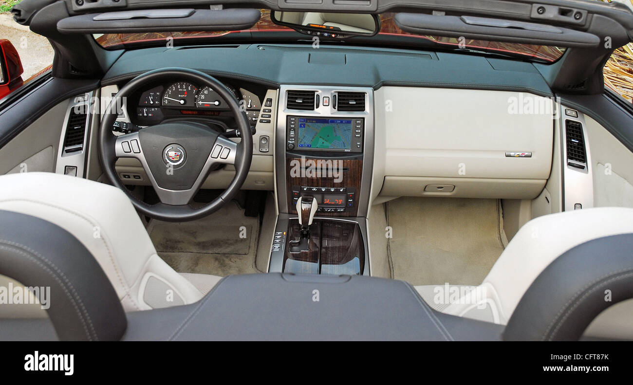 2007 Cadillac XLRV dashboard Stock Photo Alamy