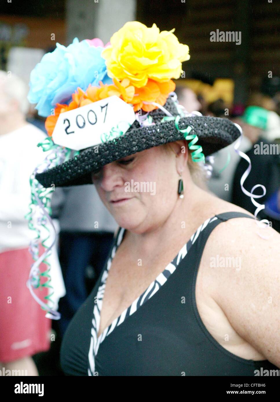 Coney island swimmers hi-res stock photography and images - Alamy