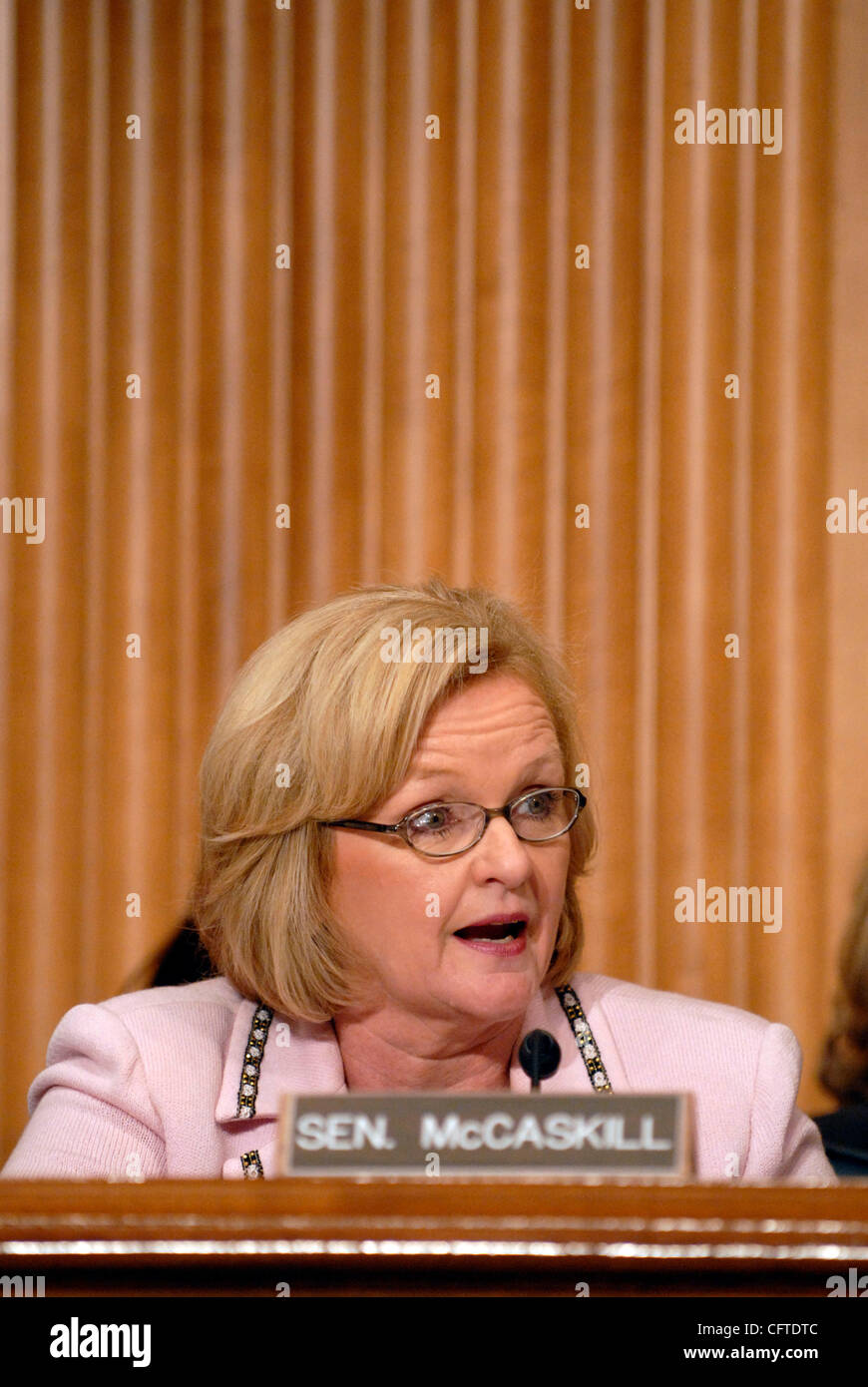 Jan 09, 2007 - Washington, DC, USA - Senator CLAIRE MCCASKILL (D-MO) questions a panel before the Senate Committee on Homeland Security and Government Affairs hearing on implementing recommendations made by the 9/11 Commission. Stock Photo