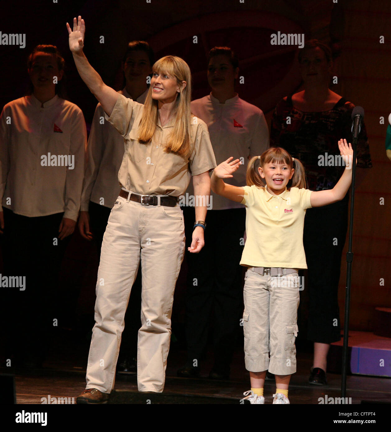 Jan 20, 2007; New York, NY, USA; TERRI IRWIN and her daughter BINDI ...