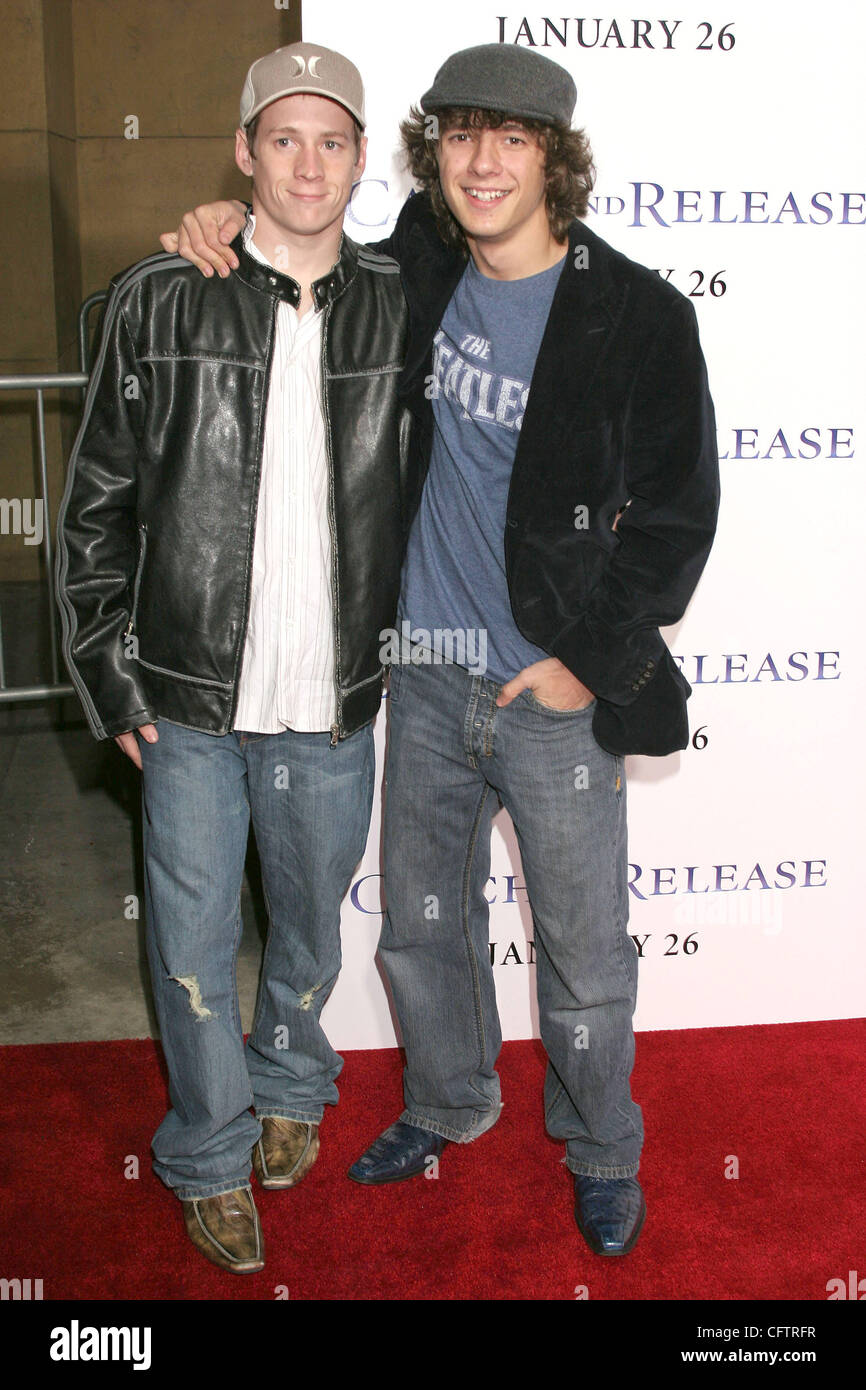 Jan 22 2007 Hollywood California Usa Actor Matthew Underwood And Brother At The Catch And Release World Premiere Held At The Egyptian Theater Hollywood Mandatory Credit Photo By Paul Fenton Zuma Press C